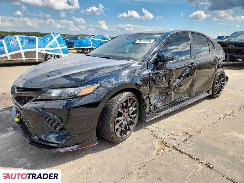 Toyota Camry 2022 3