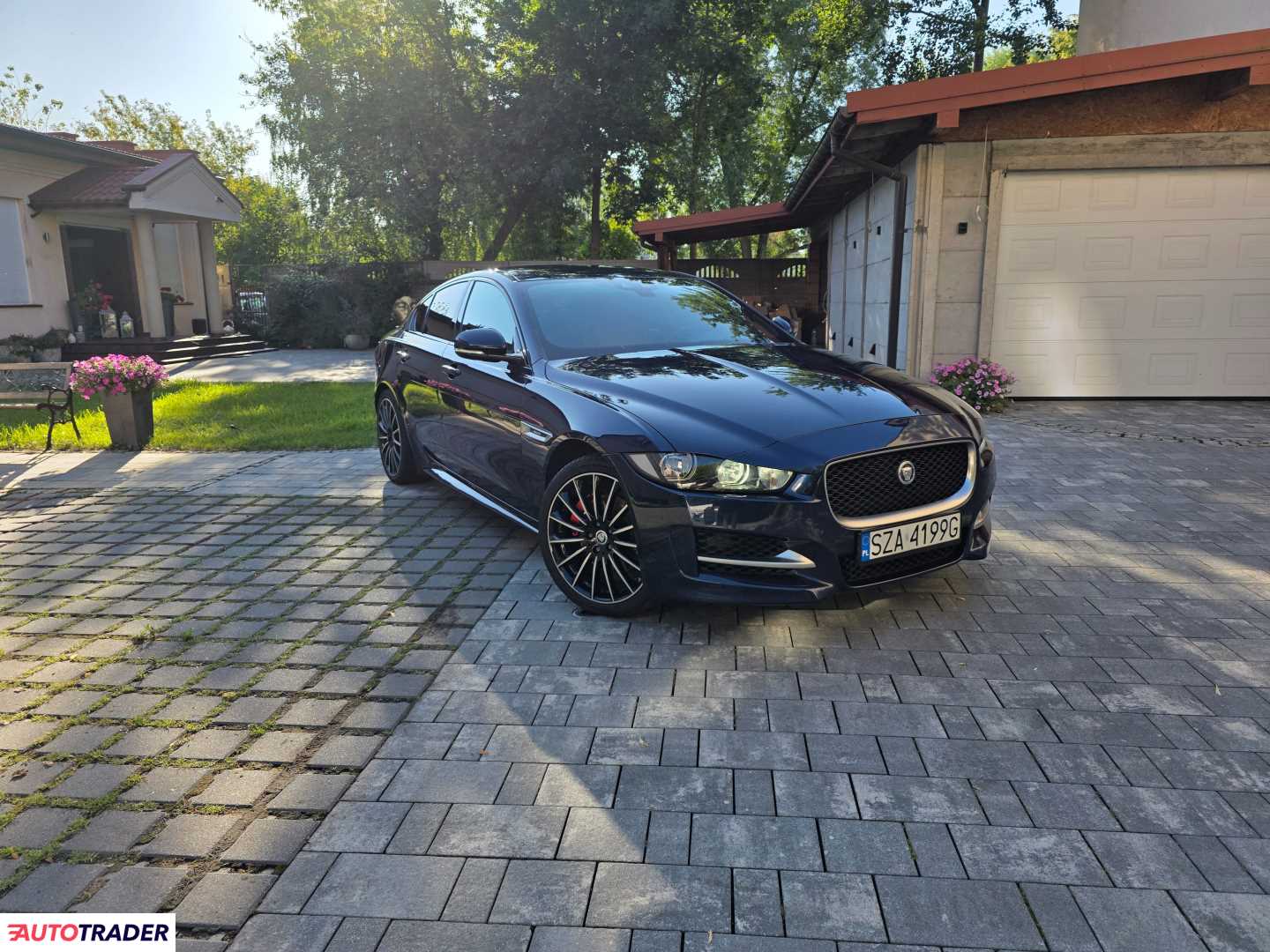 Jaguar XE 2017 2.0 180 KM
