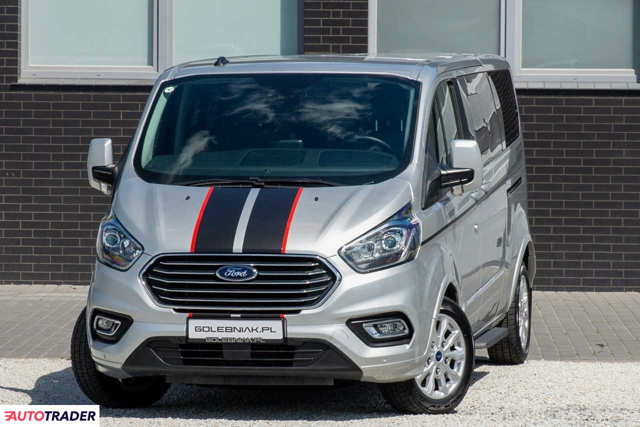 Ford Tourneo Custom 2023 2 150 KM Ford Tourneo Custom 2023 2 150 KM