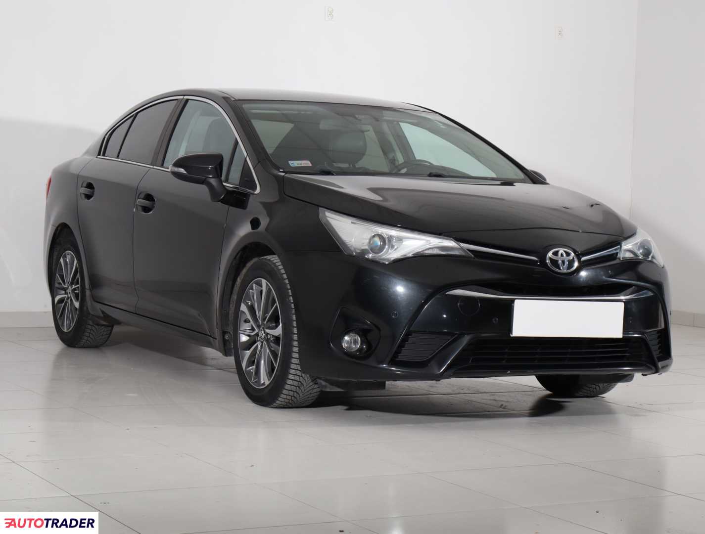 Toyota Avensis 2.0 140 KM 2015r. (Piaseczno)