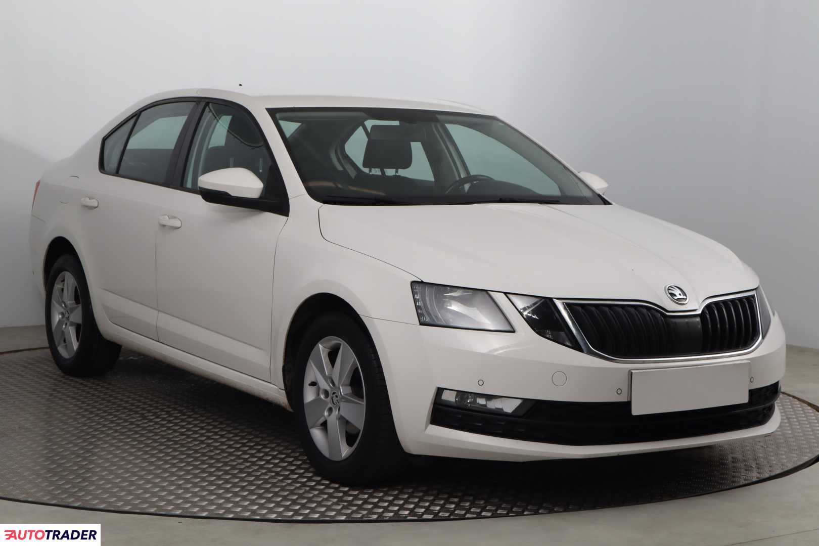 Skoda Octavia 1.6 113 KM 2017r. (Piaseczno)