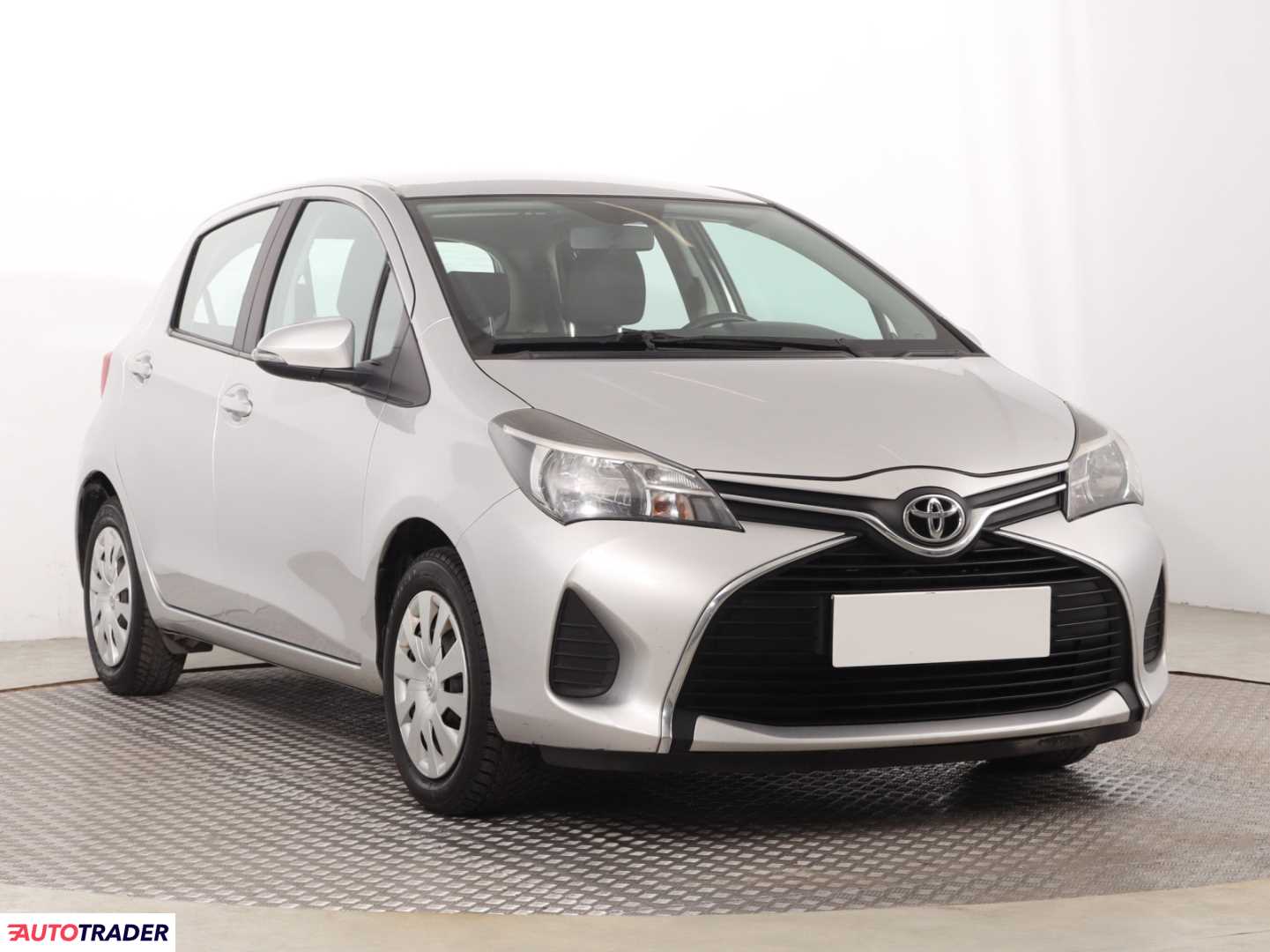 Toyota Yaris 2014 1.0 68 KM