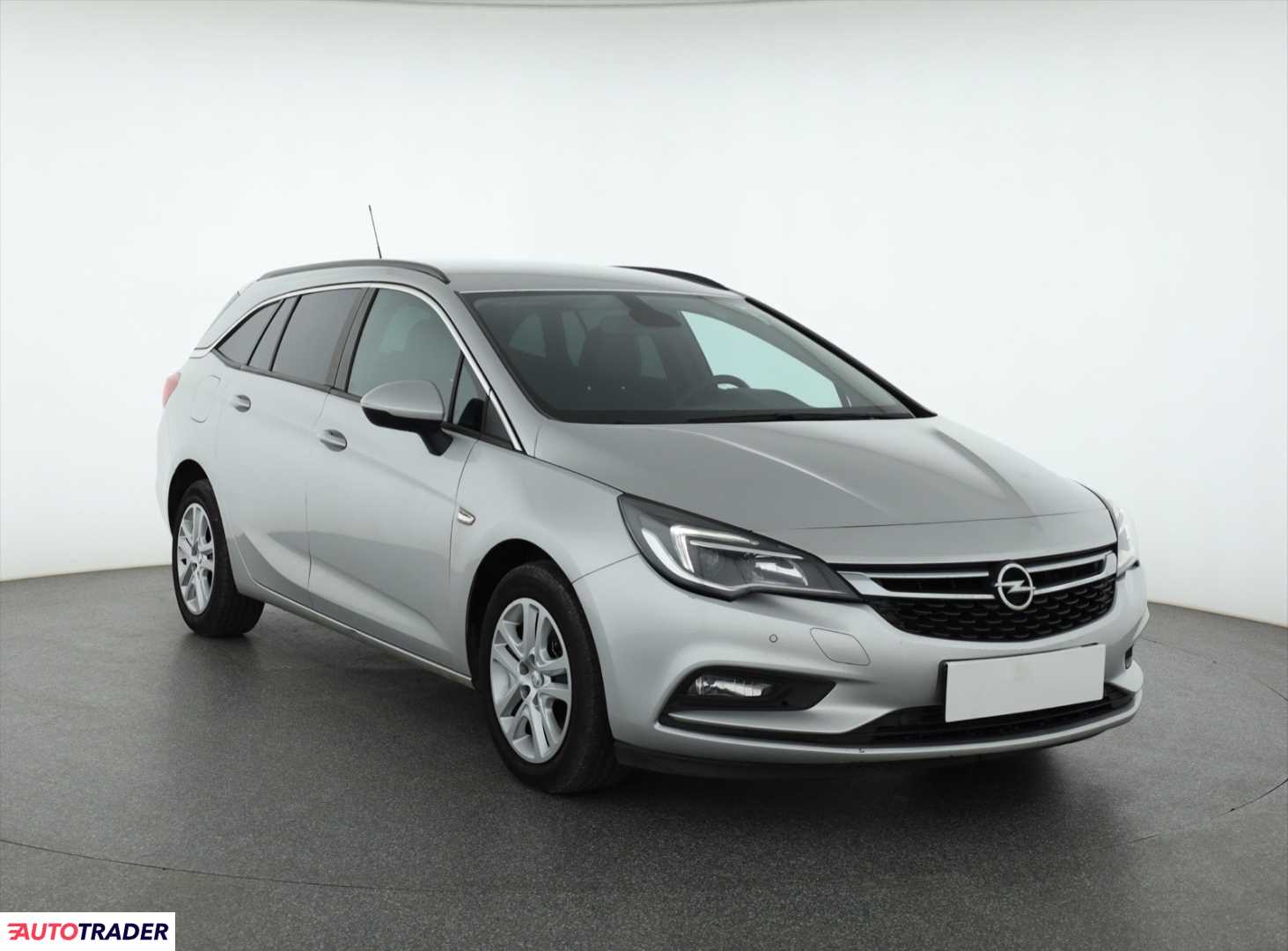 Opel Astra 2017 1.4 123 KM