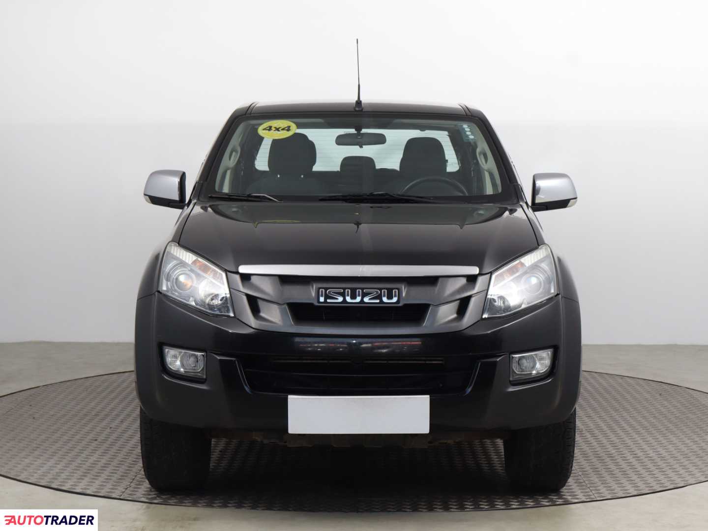 Isuzu D-MAX 2015 2.5 160 KM Isuzu D-MAX 2015 2.5 160 KM