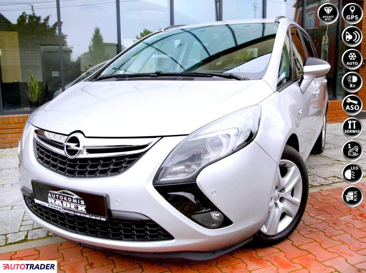 Opel Zafira 2014 1.4 140 KM