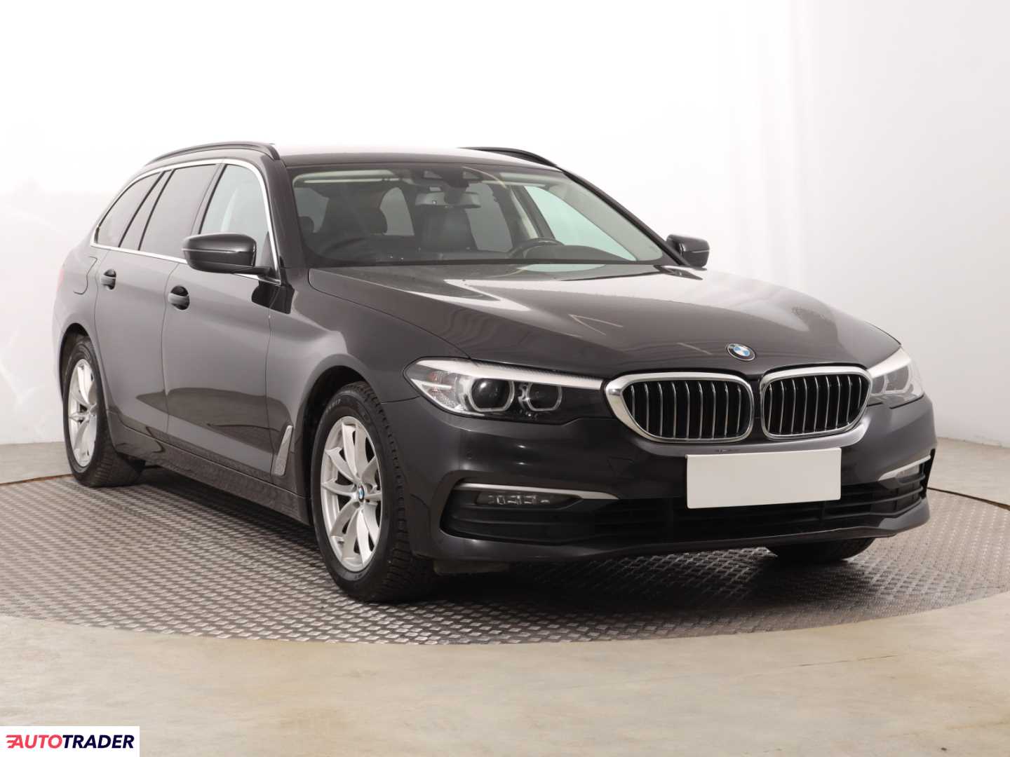 BMW 520 2018 2.0 160 KM