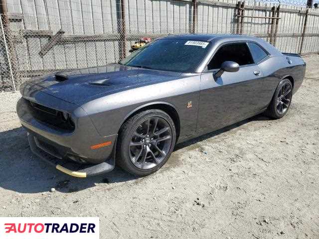 Dodge Challenger 2020 6