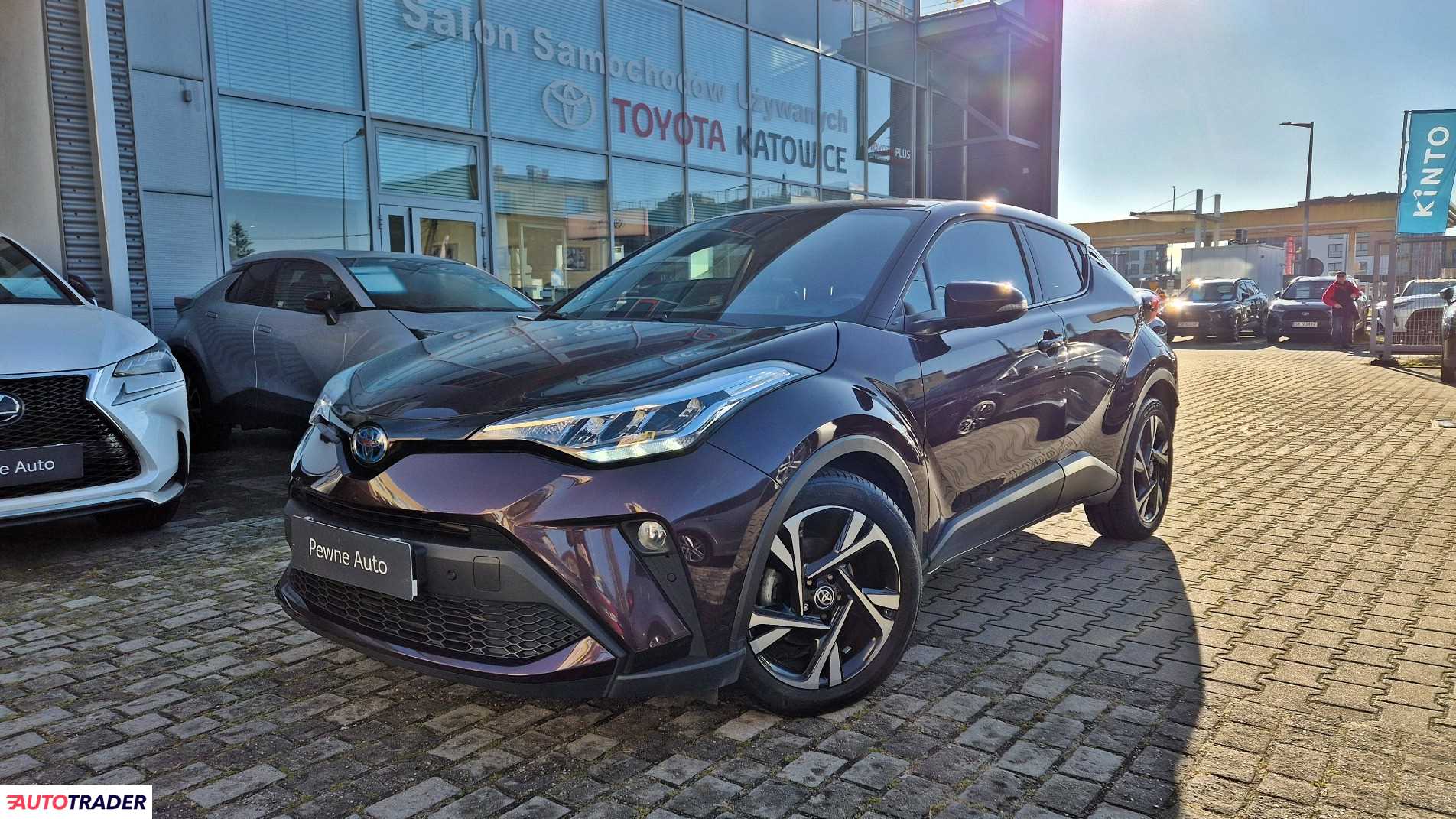Toyota C-HR 2023 1.8 122 KM