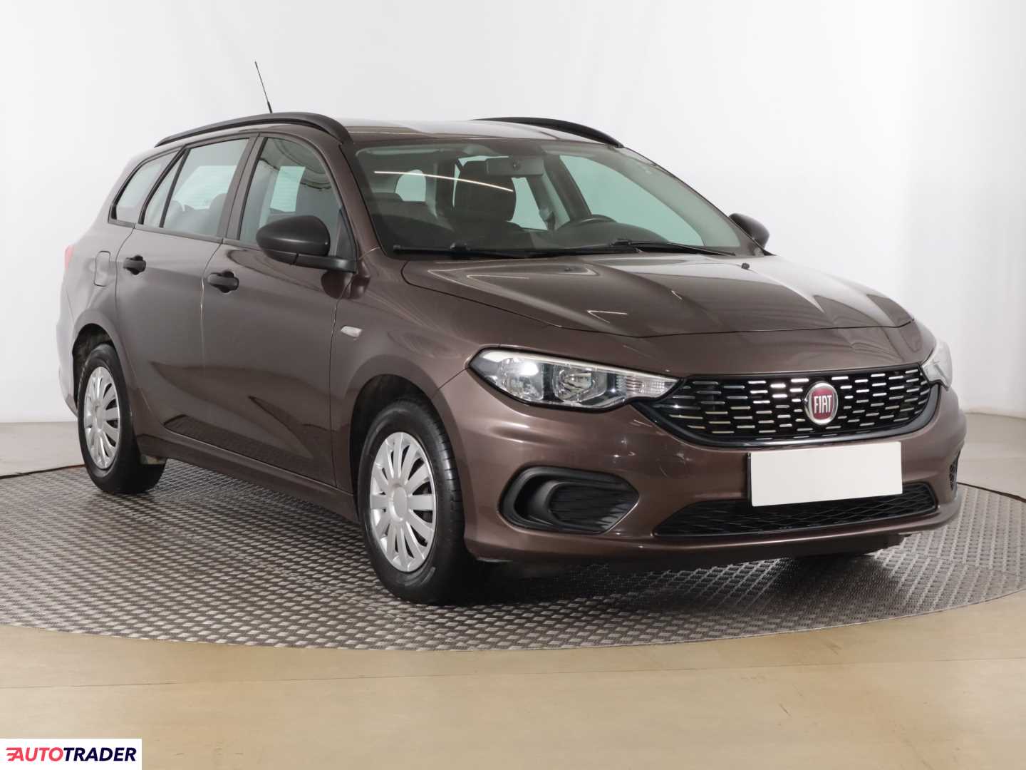 Fiat Tipo 1.4 93 KM 2017r. (Piaseczno)