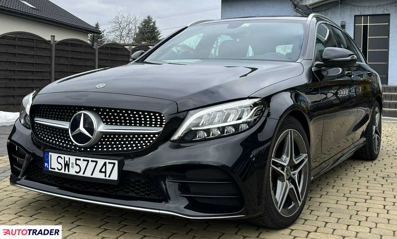 Mercedes C-klasa 2019 1.5 129 KM