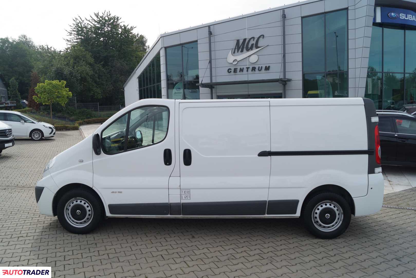Nissan Pozostałe 2014 2.0 Nissan Pozostałe 2014 2.0