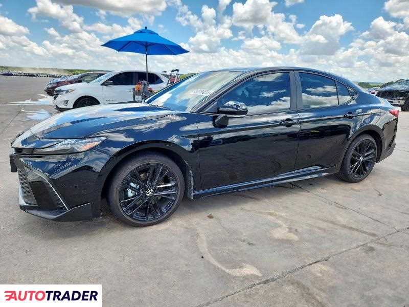 Toyota Camry 2025 2