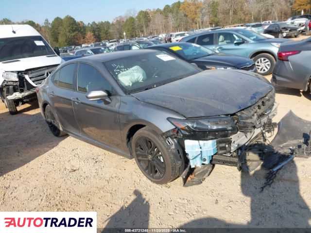 Toyota Camry 2025 2