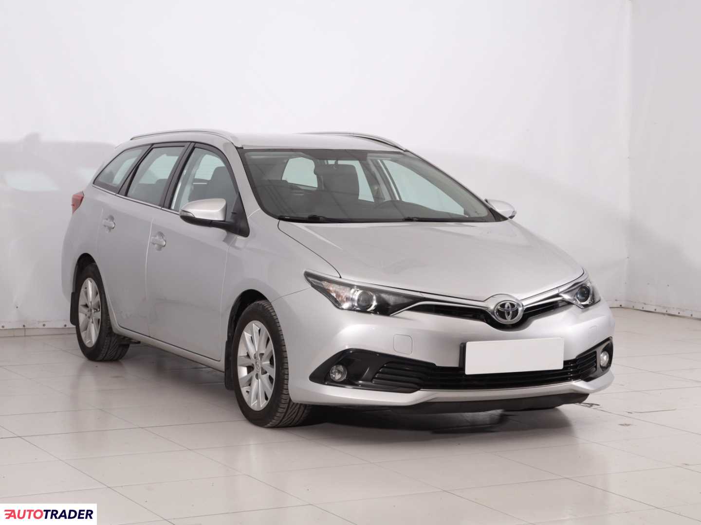 Toyota Auris 2016 1.2 113 KM