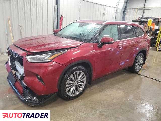 Toyota Highlander 2020 3