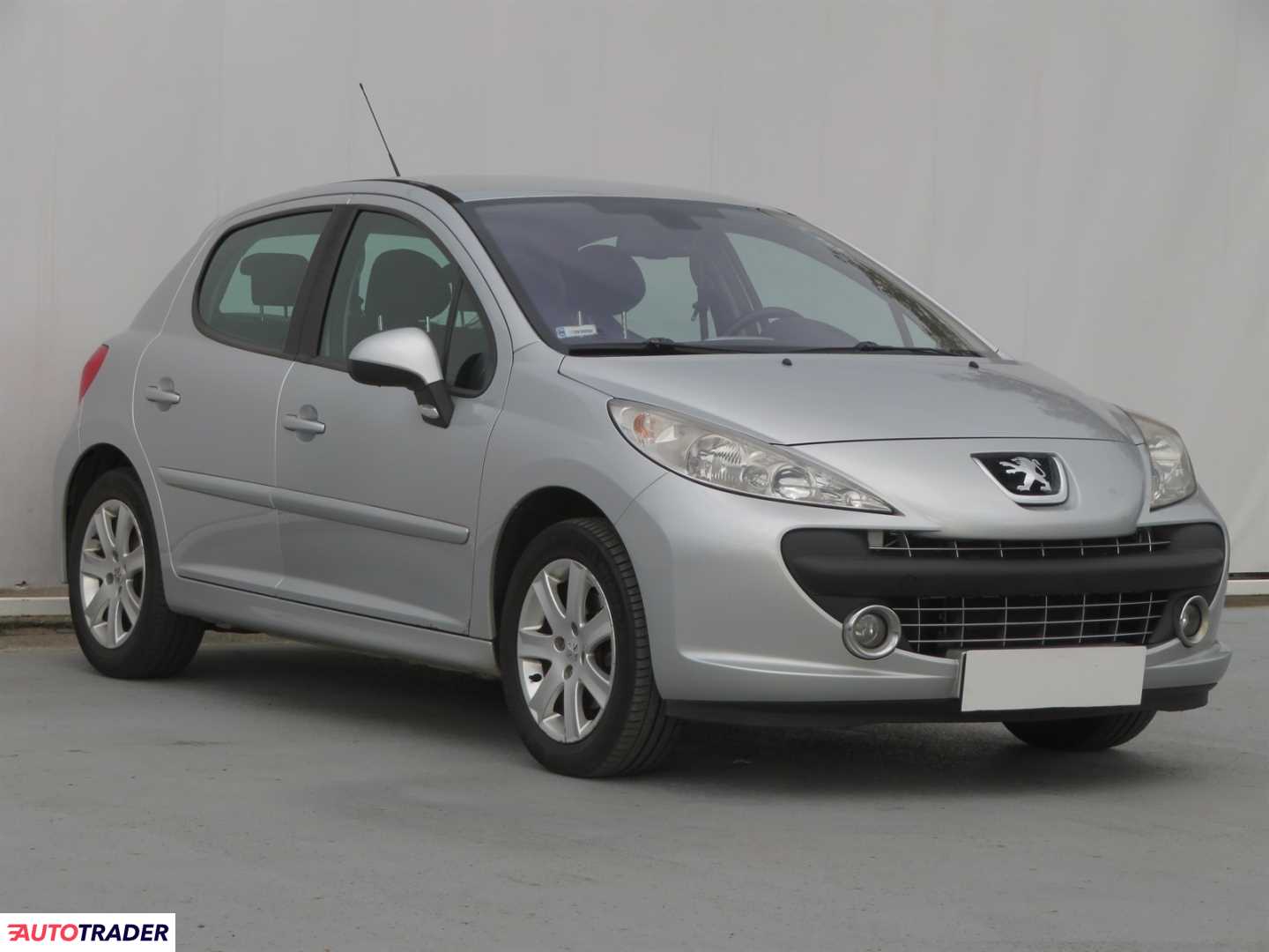 Peugeot 207 2008 1.6 118 KM