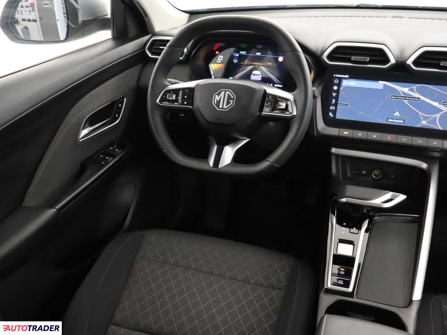 MG ZS 2025 1.5 194 KM