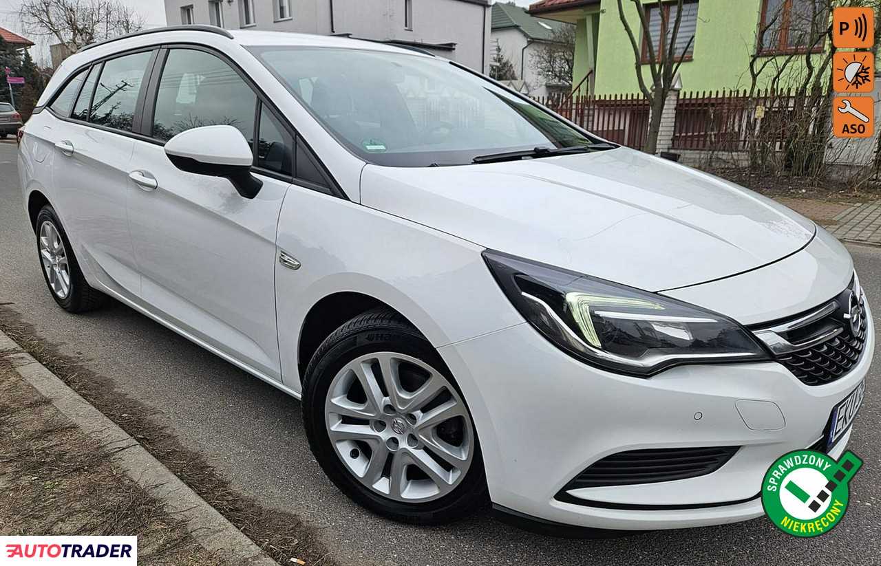 Opel Astra 2016 1.6 95 KM