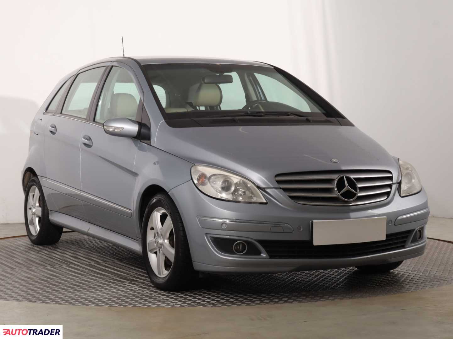 Mercedes B-klasa 2007 2.0 134 KM