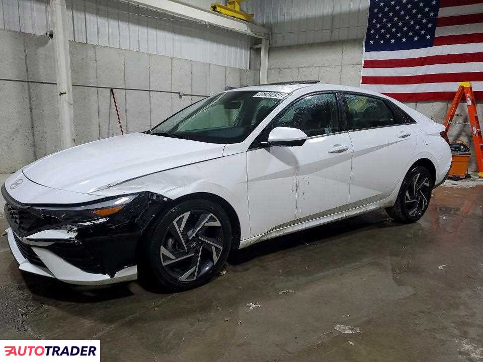 Hyundai Elantra 2025 2