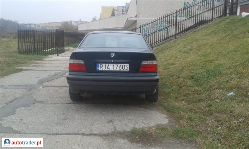 BMW 316 1.6 115 KM 1992r. (Lublin) Autotrader.pl
