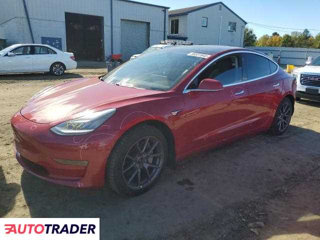 Tesla Model 3 2019