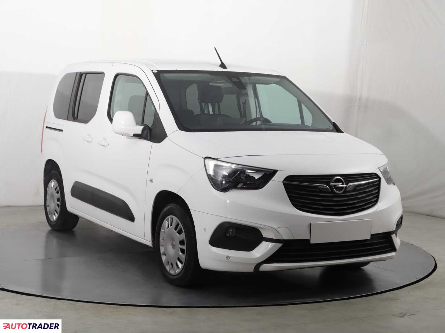 Opel Combo 2019 1.2 108 KM