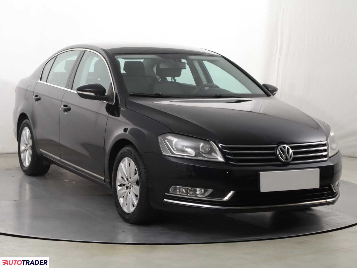 Volkswagen Passat 2011 2.0 138 KM