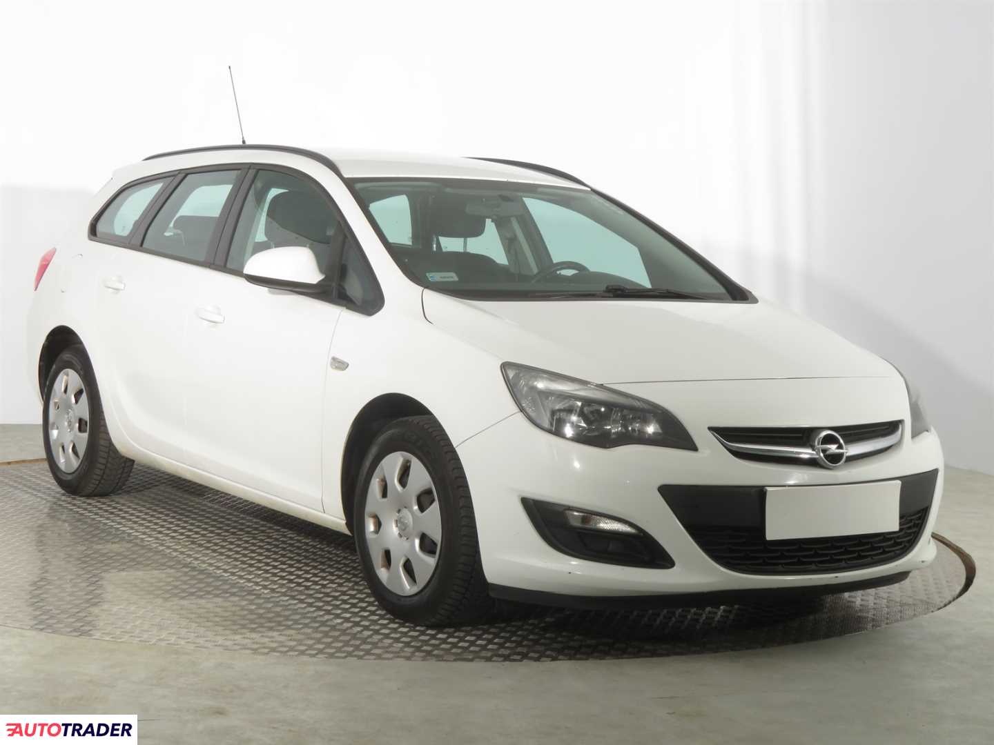 Opel Astra 2015 1.6 113 KM