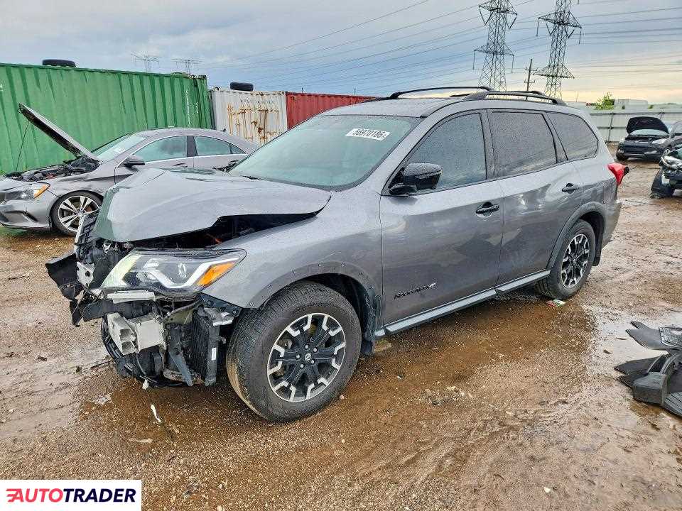 Nissan Pathfinder 2020 3