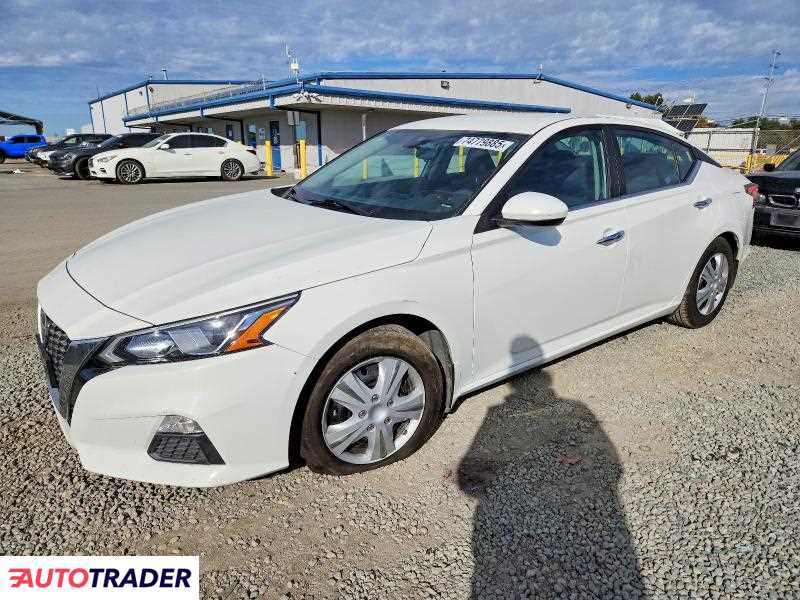 Nissan Altima 2021 2