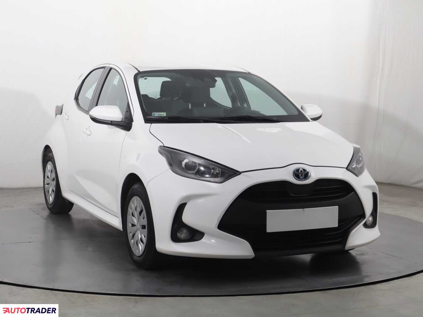 Toyota Yaris 2021 1.5 99 KM