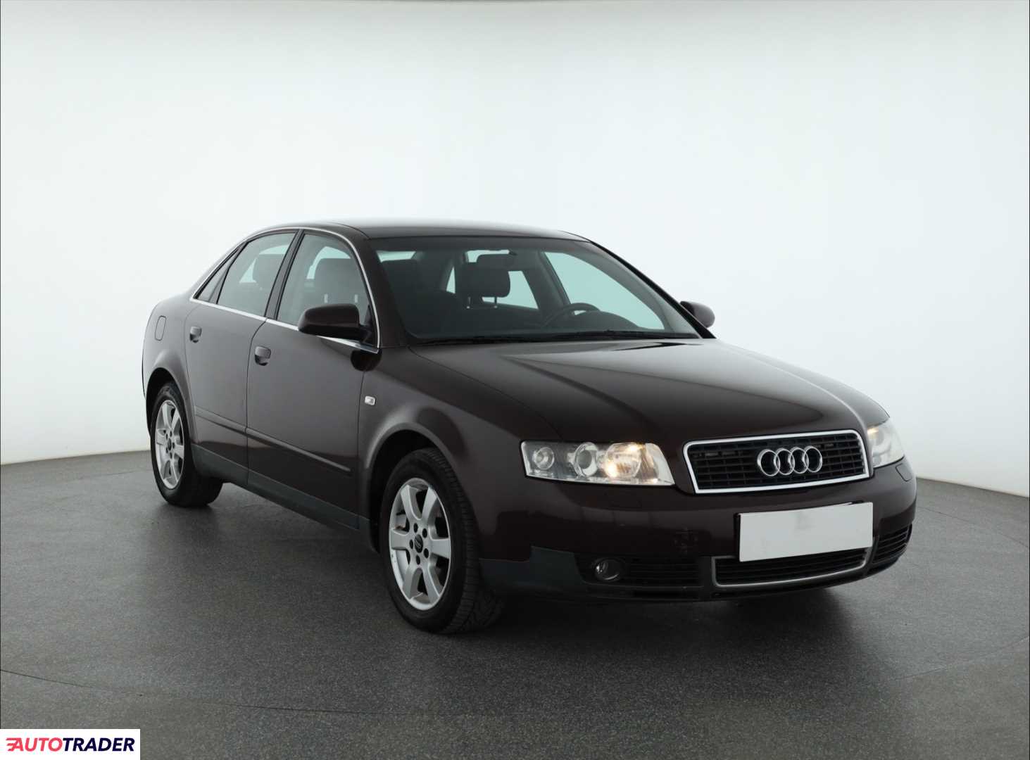 Audi A4 2002 2.0 147 KM