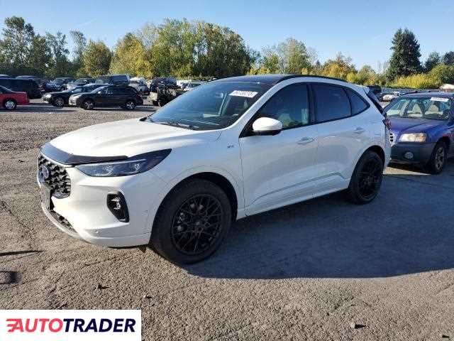 Ford Escape 2024 2