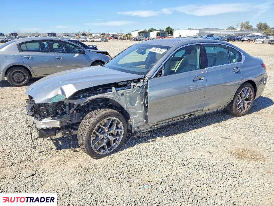 BMW 330 2025 2