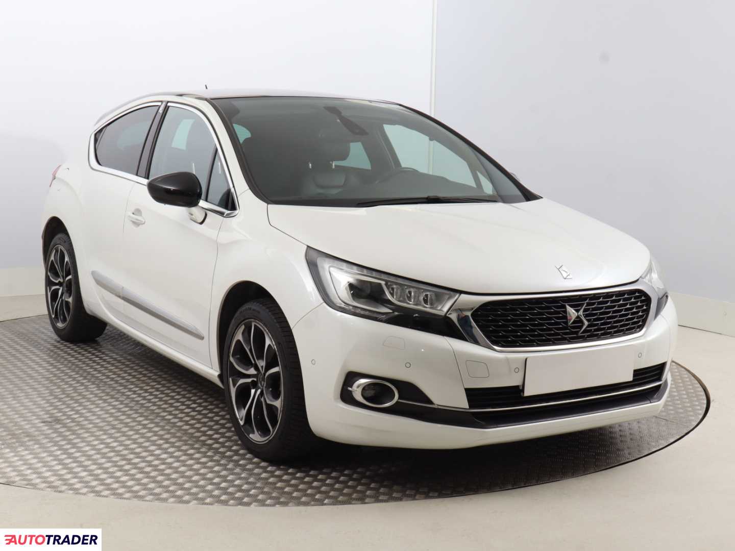 DS DS4 2016 1.2 128 KM
