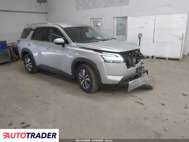 Nissan Pathfinder 2024 3
