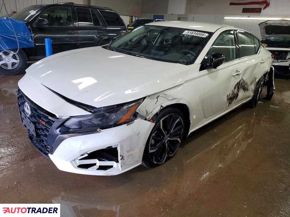 Nissan Altima 2024 2