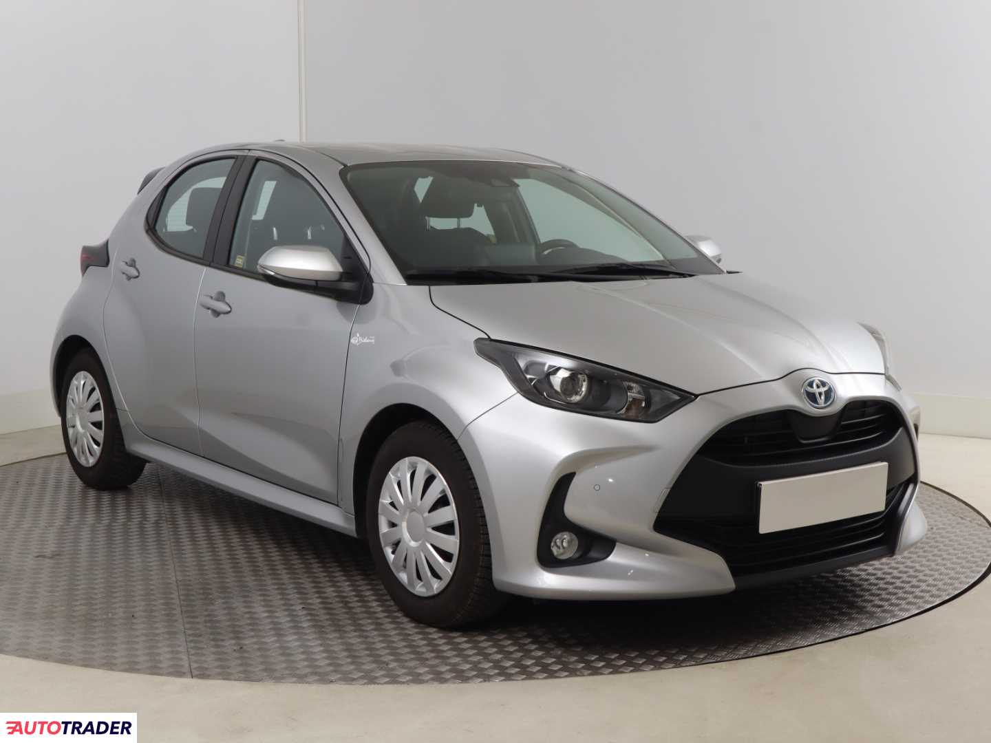 Toyota Yaris 2022 1.5 113 KM