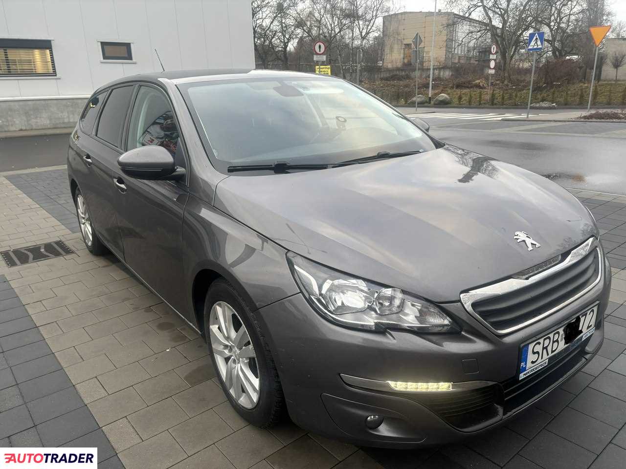 Peugeot 308 2016 1.6 100 KM