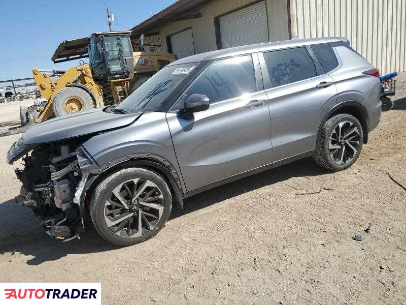 Mitsubishi Outlander 2023 2