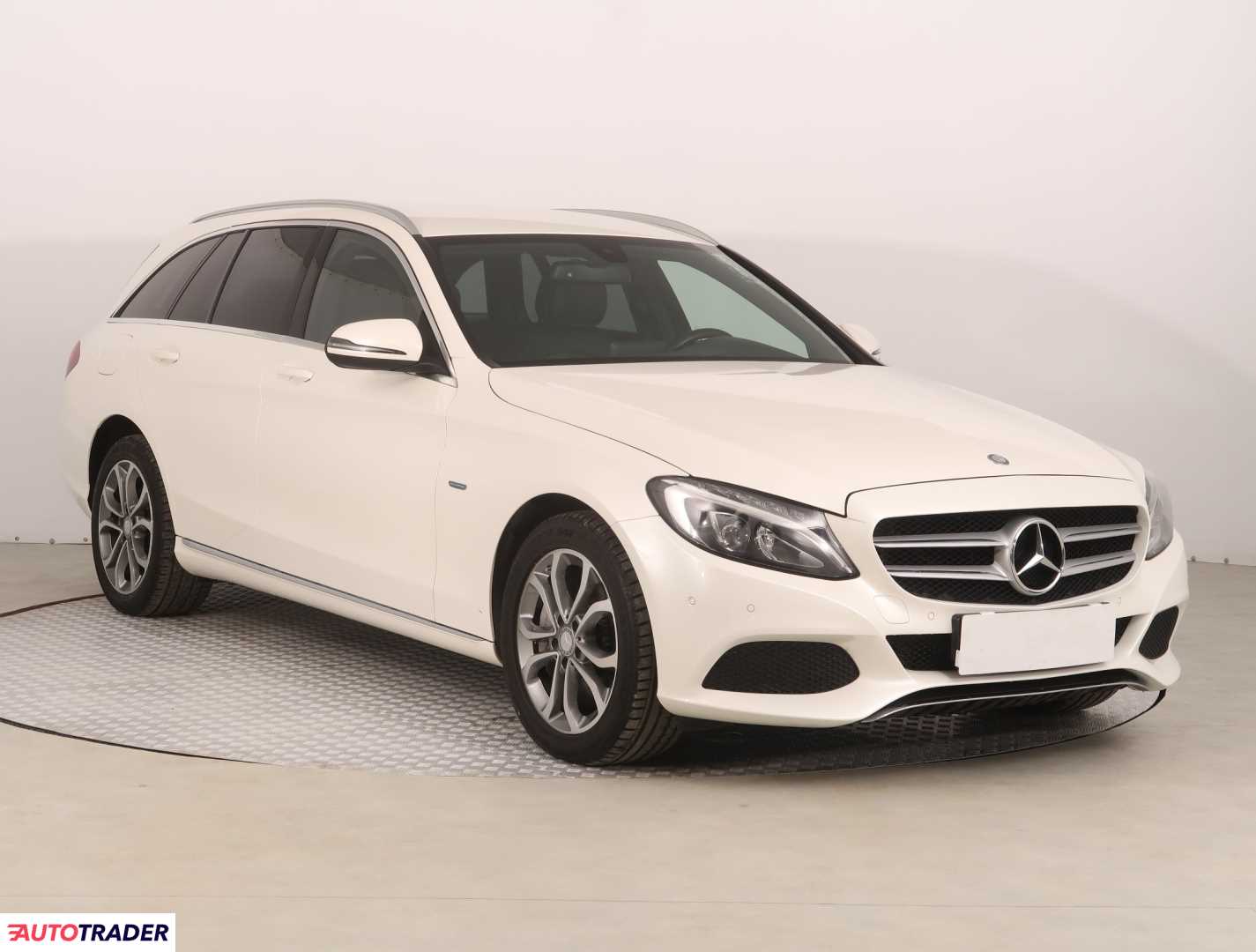 Mercedes C-klasa 2.0 274 KM 2016r. (Piaseczno)