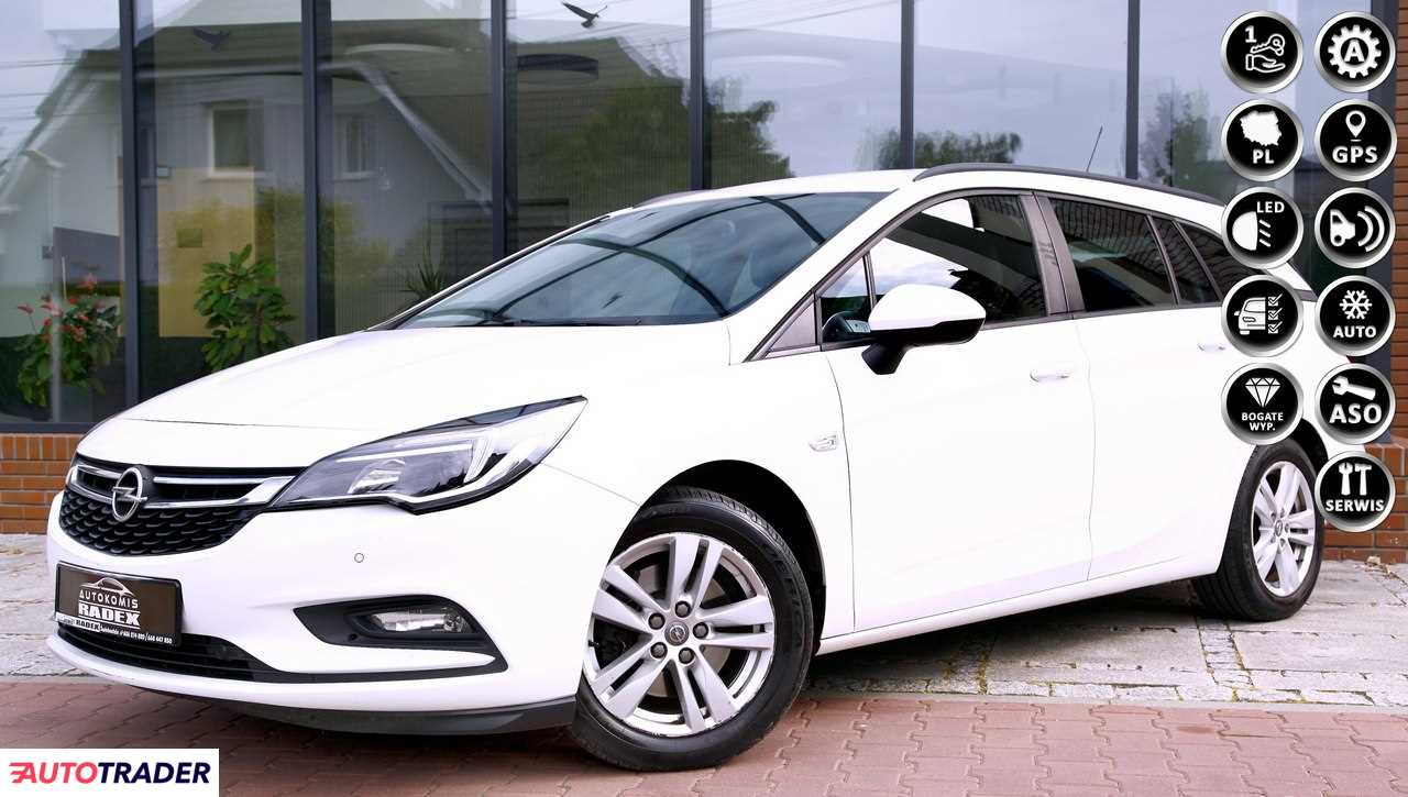 Opel Astra 2018 1.6 136 KM