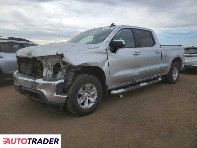 Chevrolet Silverado 5.0 benzyna 2020r. (BRIGHTON)