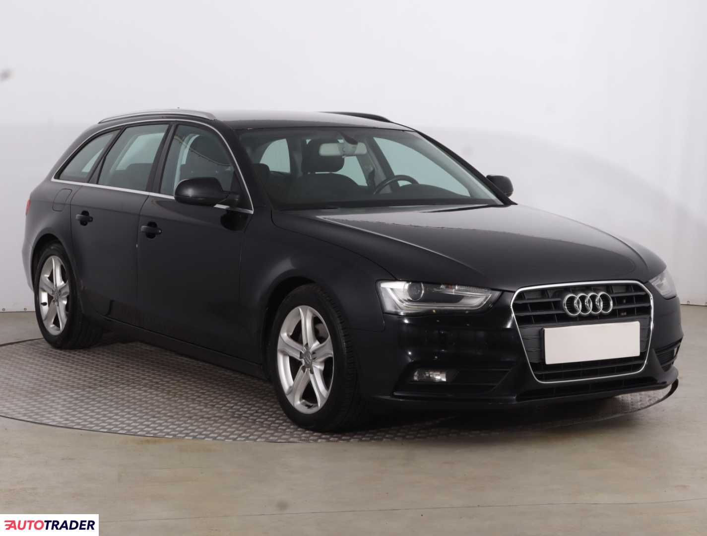 Audi A4 2012 2.0 134 KM