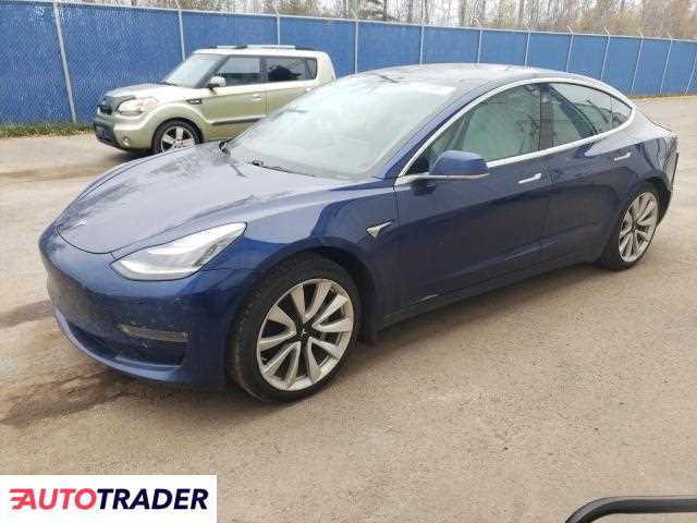 Tesla Model 3 benzyna 2019r. (MONCTON)