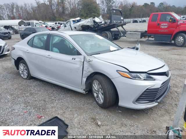 Toyota Camry 2.0 benzyna 2024r. (TIFTON)