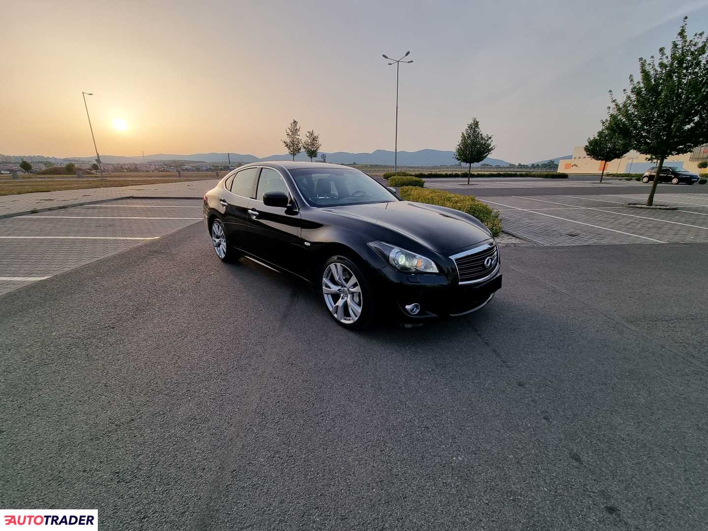 Infiniti M30D 2010 3.0 175 KM