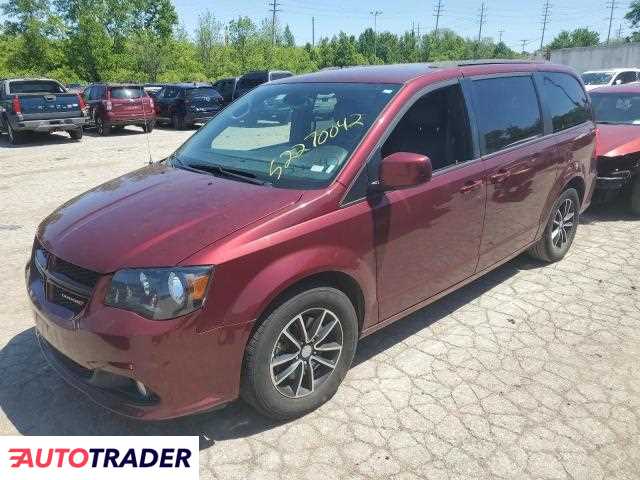 Dodge Grand Caravan 2018 3