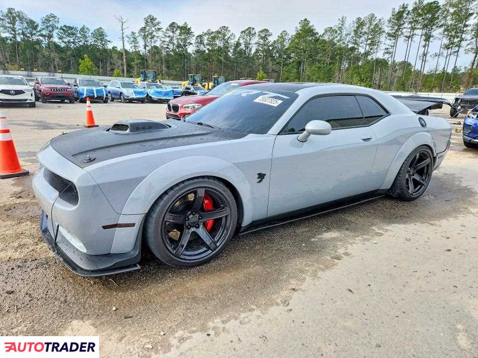 Dodge Challenger 2021 6